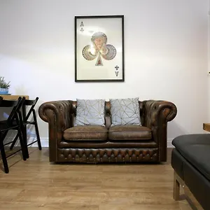 Spacious Stylish Leeds (West Yorkshire)