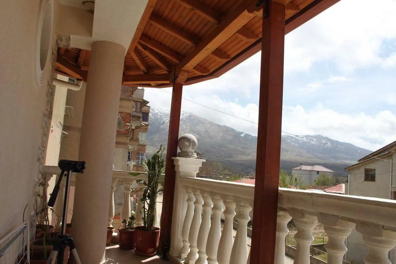 Homestay Guest House Stena Erseke